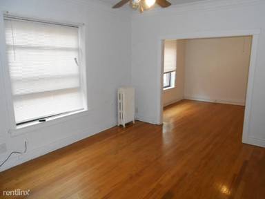 Main picture of 2884-2888 N Clark St Apartments