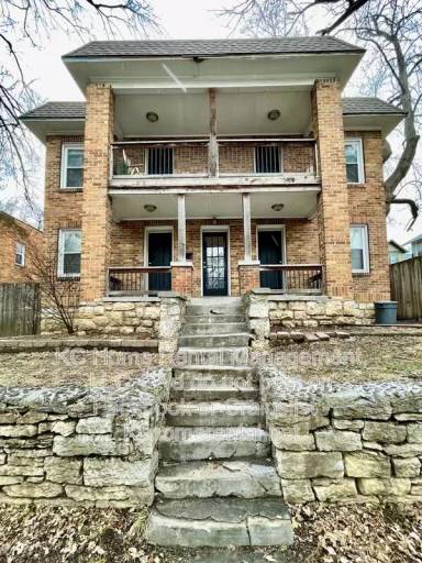Main picture of 1110 W 41st Ter