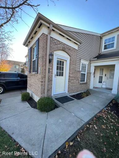 Main picture of 645 Heritage Sq