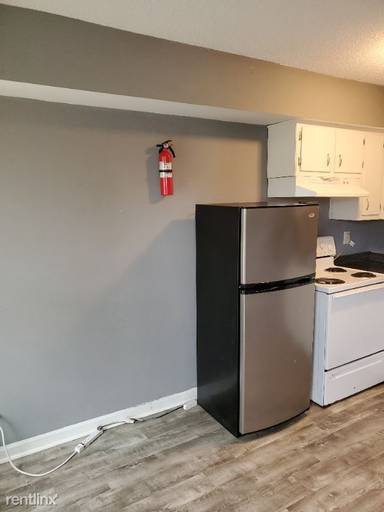Main picture of 812 W 27th St