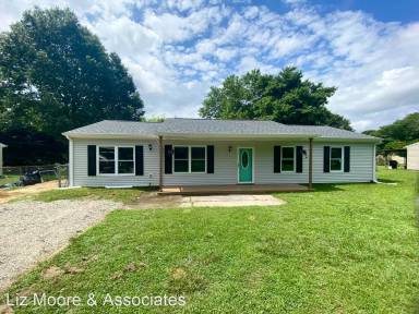 Main picture of 6790 Cedar Lake Dr