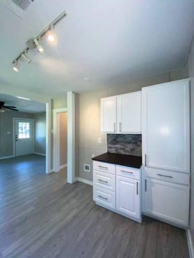 Main picture of 1516 D St