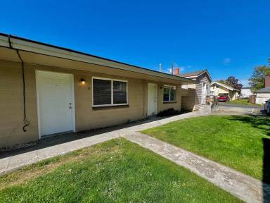 Main picture of 211 S 10th Ave
