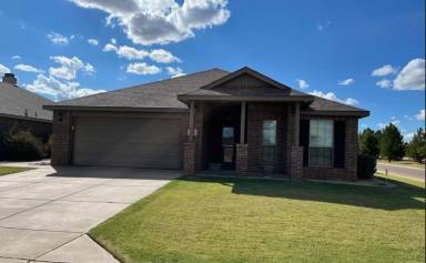 Main picture of 9302 Quincy Ave