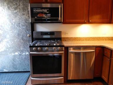Main picture of 1445 W 16th St