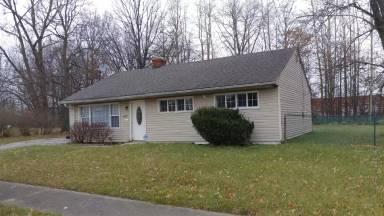 Main picture of 4505 E 143rd St