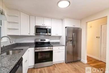 Main picture of 16 Brewster Rd