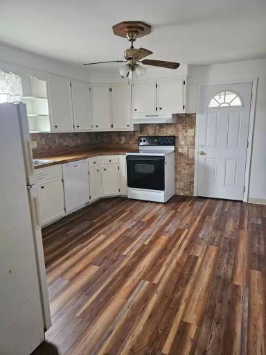 Main picture of 1101 4th Ave