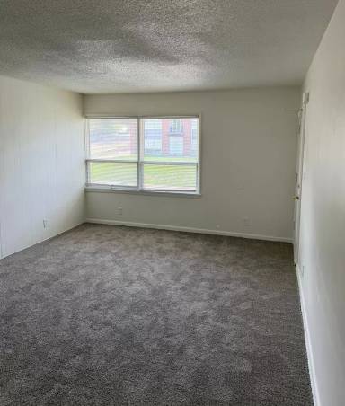 Main picture of 1111 N 48th Ave