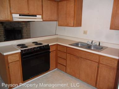 Main picture of 205 E Forest Dr