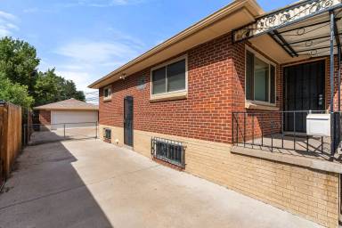 Main picture of 3191 W Bails Pl