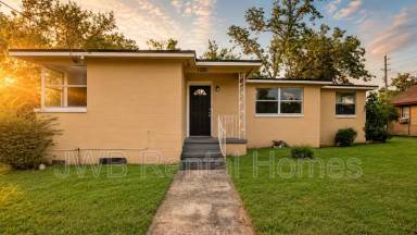 Main picture of 1288 W 28th St