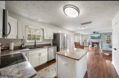 Main picture of 6965 Leonardtown Rd