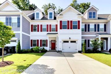 Main picture of 129 Wineberry Way
