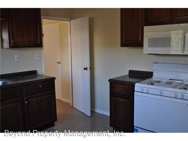 Main picture of 1327 Hemlock Ave