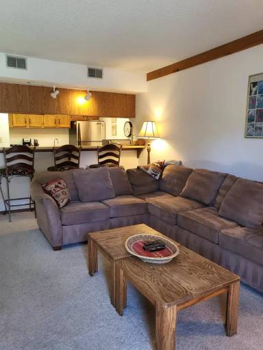Main picture of 620 S 7th Ave