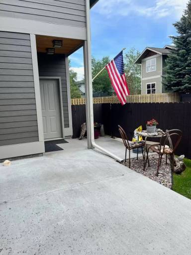 Main picture of 4431 W Babcock St
