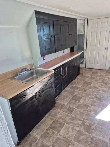 Main picture of 904 Ash St