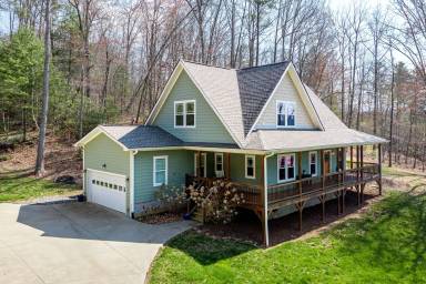 Main picture of 149 Kirkwood Dr