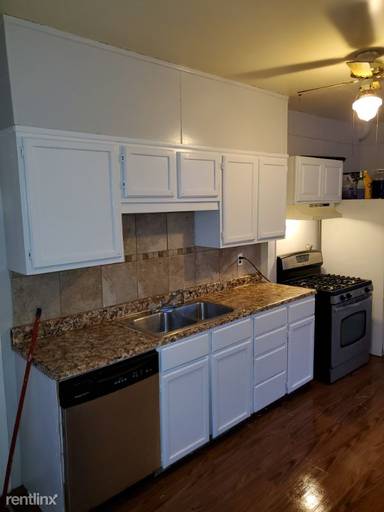 Main picture of 218 Walnut St