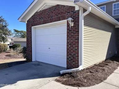 Main picture of 4068 Winds Ridge Dr