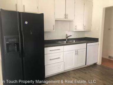 Main picture of 3290 Leyden St