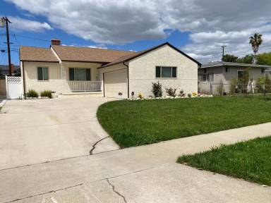 Main picture of 2611 W Redondo Beach Blvd