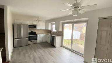 Main picture of 5207 Bay Rd
