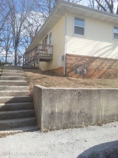 Main picture of 306 S 9th Ave