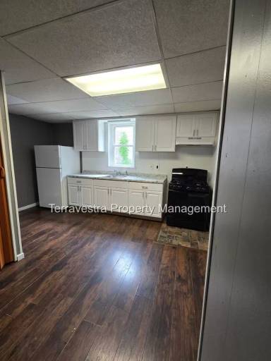 Main picture of 135 N Broad St