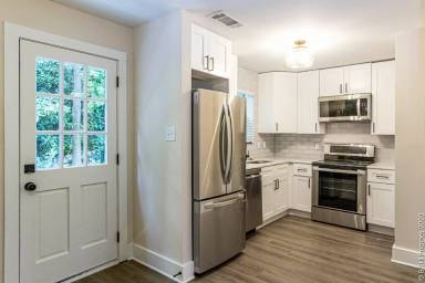 Main picture of 1744 Cambridge Ave