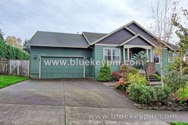 Main picture of 13630 SE Portland View Pl