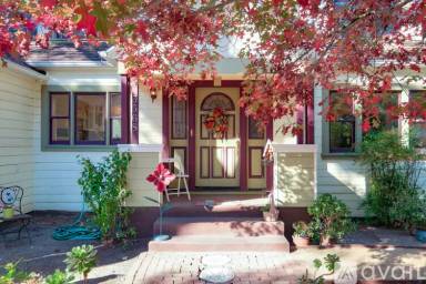 Main picture of 3568 Brook St