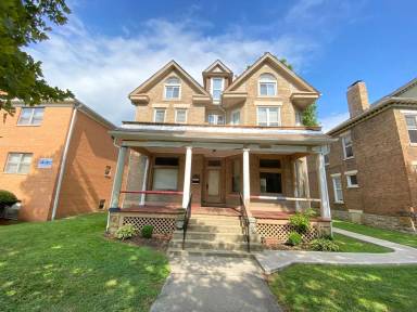 Main picture of 1462 Neil Ave
