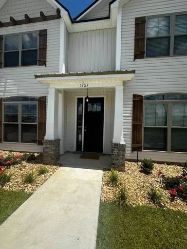 Main picture of 5269 Hamilton Green Cir