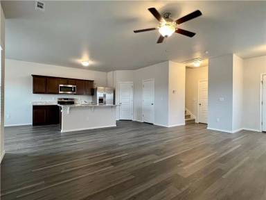 Main picture of 3281 Red Tail Way