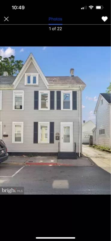 Main picture of 310 N Locust St