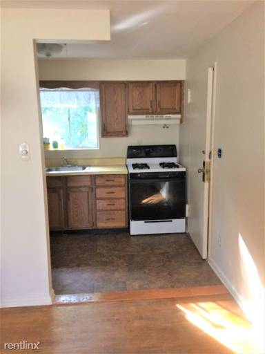 Main picture of 137 Bissell St