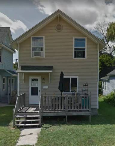 Main picture of 913 10th St