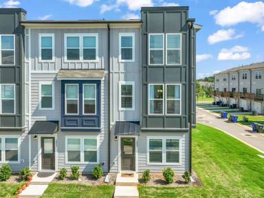 Main picture of 1955 Robin Hill Ln