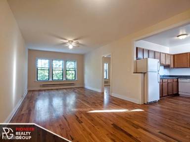 Main picture of 620-30 W Cornelia Ave
