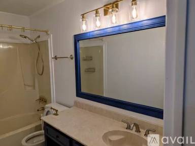 Main picture of 401 Celeste Ct