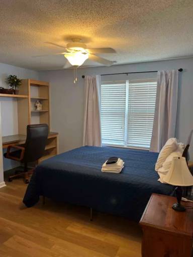 Main picture of 1033 Harts Cove Way