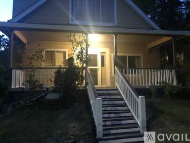 Main picture of 1007 SE Clatsop St