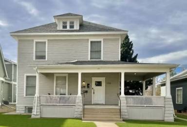 Main picture of 1715 11th Ave