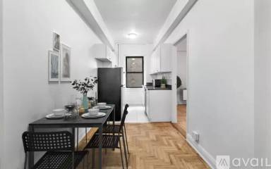 Main picture of 245 E 11th St