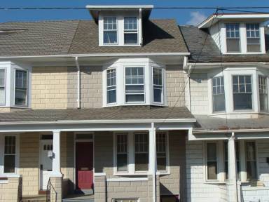 Main picture of 303 E Cottage Pl