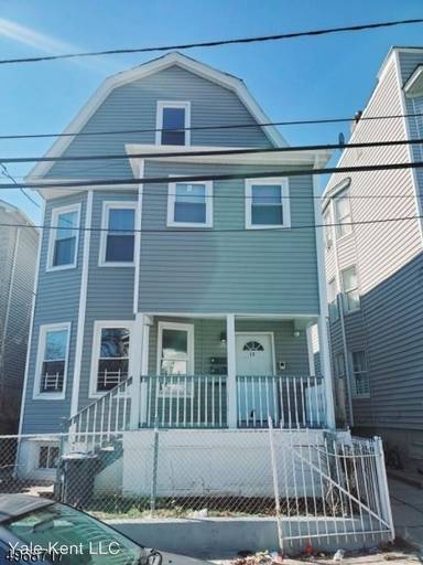 Main picture of 13 22nd St