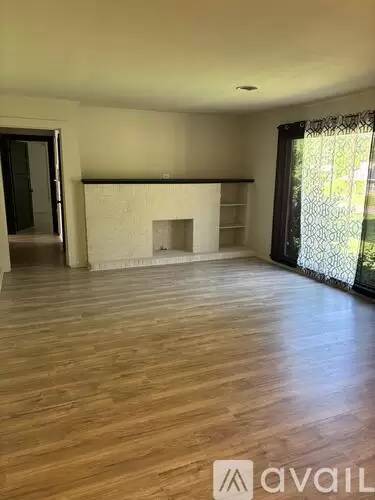 Main picture of 1239 Carson St