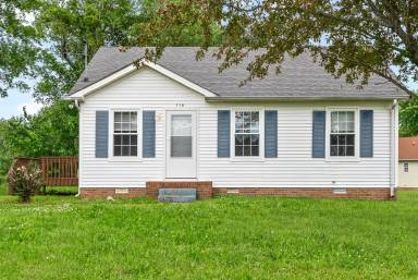 Main picture of 710 Polk Ave